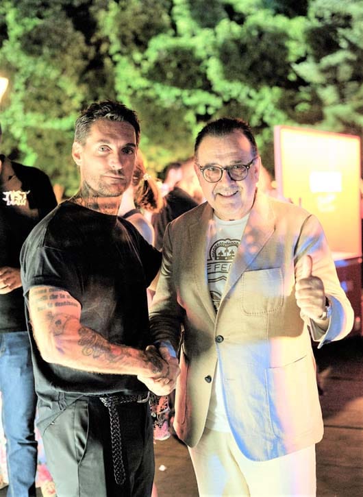 ЕКСПЛОЗИВНО РЕВЮ НА JUST CAVALLI В ЦЕНТЪРА НА СОФИЯ